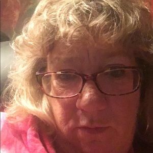 Meet your Posher, Chrischristine